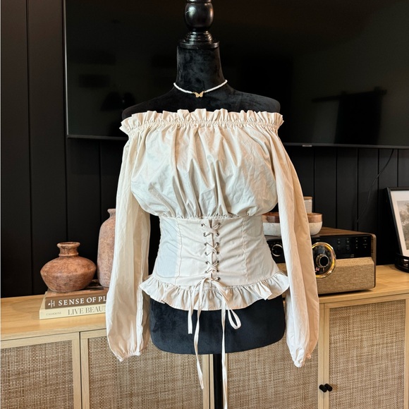 Renaissance corset style top - Picture 3 of 12